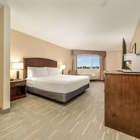 Holiday Inn Lethbridge By Ihg Exterior photo