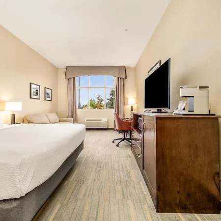 Holiday Inn Lethbridge By Ihg Exterior photo