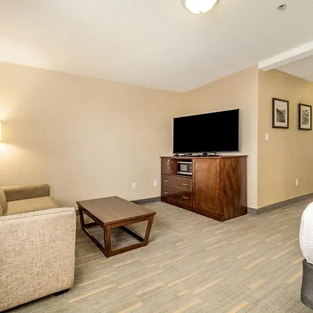Holiday Inn Lethbridge By Ihg Exterior photo