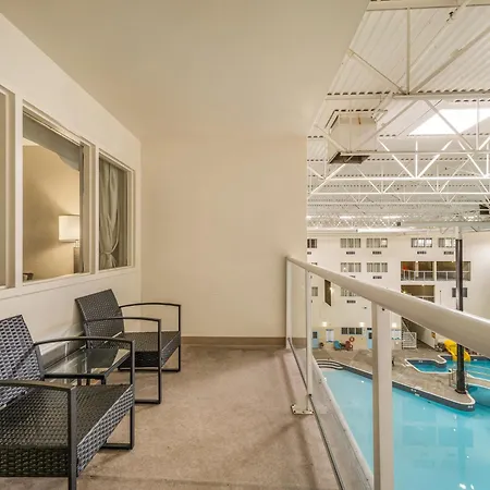Holiday Inn Lethbridge By Ihg Exterior photo