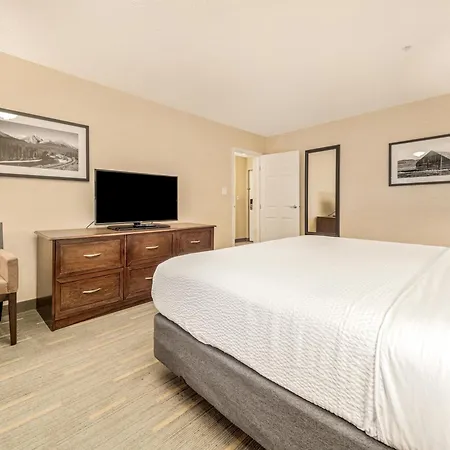 Holiday Inn Lethbridge By Ihg Exterior photo