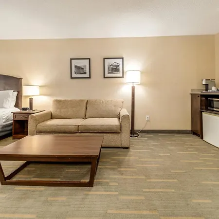 Holiday Inn Lethbridge By Ihg Exterior photo