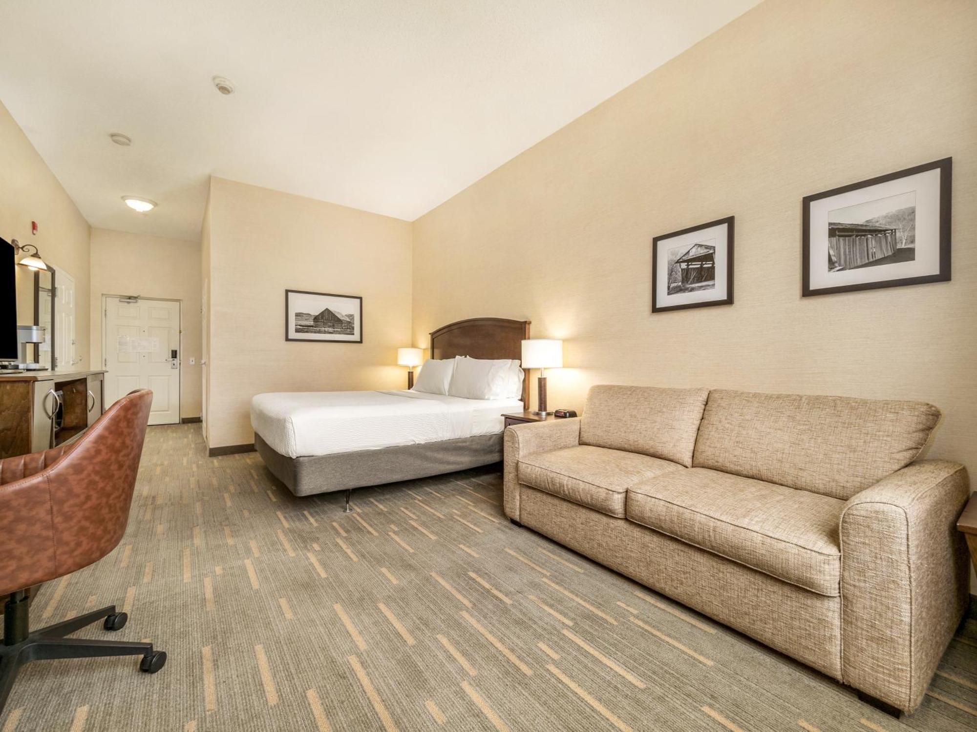 Hotel By Ihg
