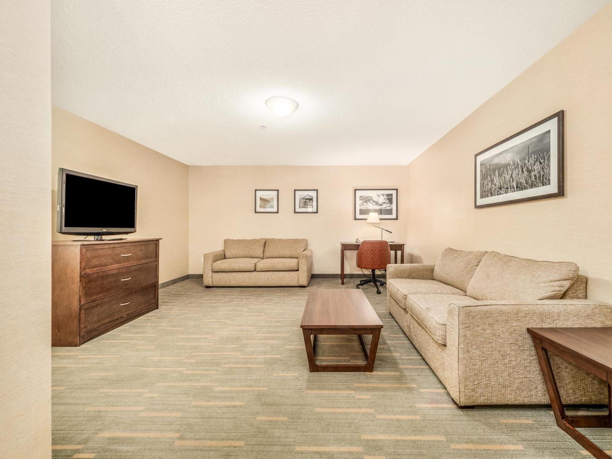 By Ihg Hotel Lethbridge