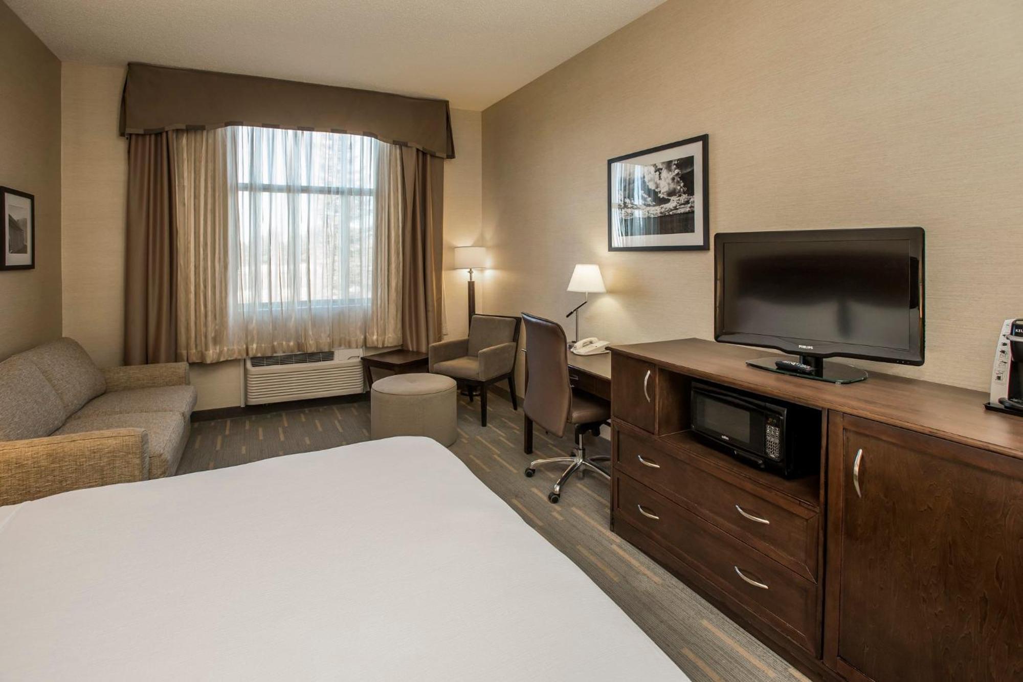 By Ihg Hotel